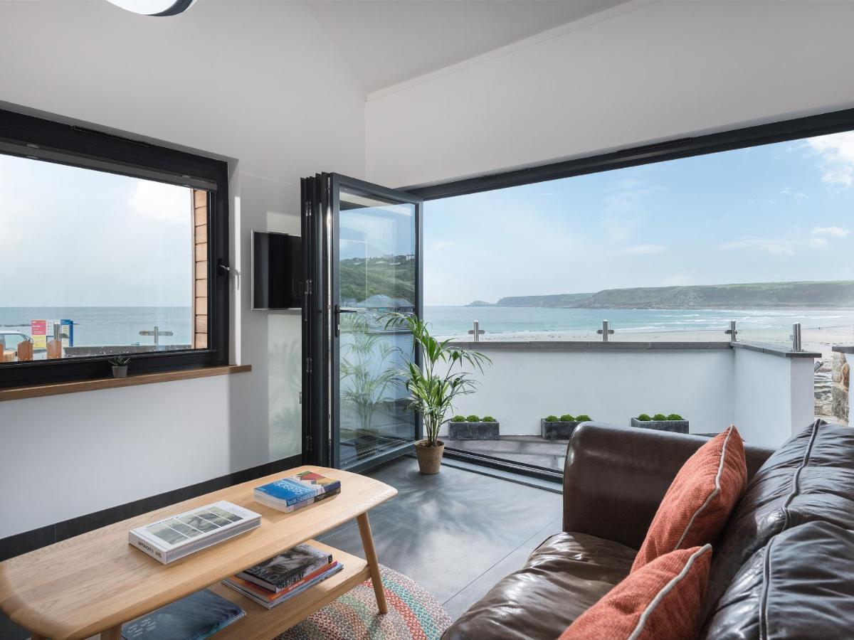 The Old Beach Store Sennen Cove Bagian luar foto