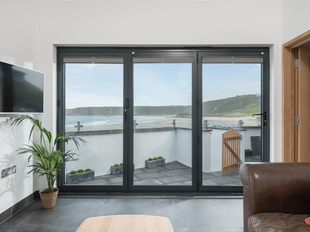 The Old Beach Store Sennen Cove Bagian luar foto