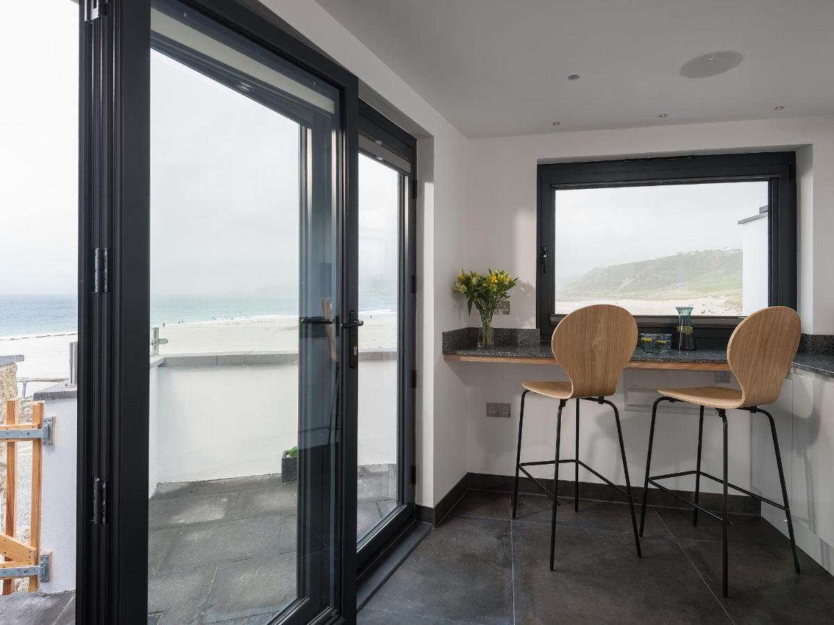 The Old Beach Store Sennen Cove Bagian luar foto