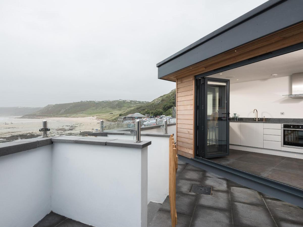 The Old Beach Store Sennen Cove Bagian luar foto